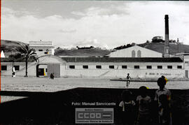 Pueblo costero y taller – Foto 6