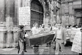 Manifestación contra la ley de educación de UCD – Foto 9