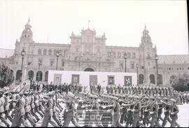Acto militar: homenaje a la bandera – Foto 142