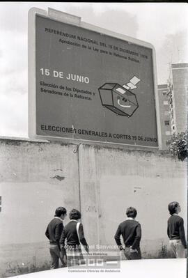 Carteles gubernamentales de las elecciones del 15 de junio – Foto 3