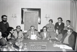 Reparto de Mundo Obrero en la calle y reunión en la sede del PCE – Foto 20