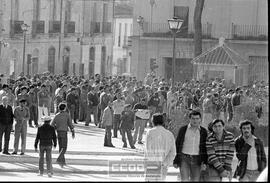 Concentración en la plaza de Trebujena – Foto 18