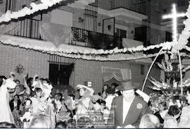Cruz de mayo en calle Bailen – Foto 63