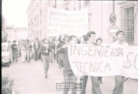 Concentración y manifestación de estudiantes de Ingeniería Técnica  – Foto 6