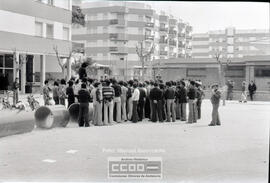 Concretración de vecinos en una barriada – Foto 4