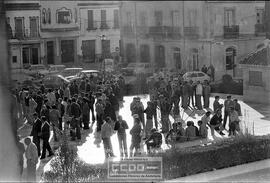 Concentración en la plaza de Trebujena – Foto 7