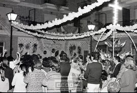 Cruz de mayo en calle Bailen – Foto 40