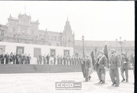 Acto militar: homenaje a la bandera – Foto 144