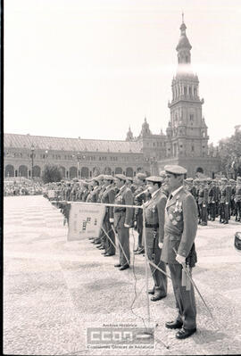 Acto militar: homenaje a la bandera – Foto 125