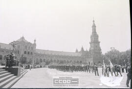 Acto militar: homenaje a la bandera – Foto 136