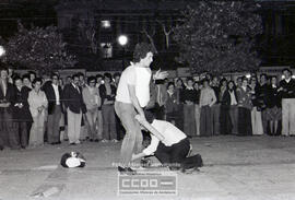 Actuación teatral en la calle – Foto 3
