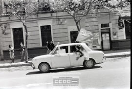 Celebración en Sevilla por la legalización del PCE – Foto 32