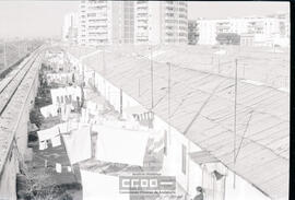 Asentamiento chabolista y casas en barracones – Foto 10