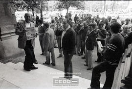 Concentración de trabajadores en la puerta del Ayuntamiento – Foto 2